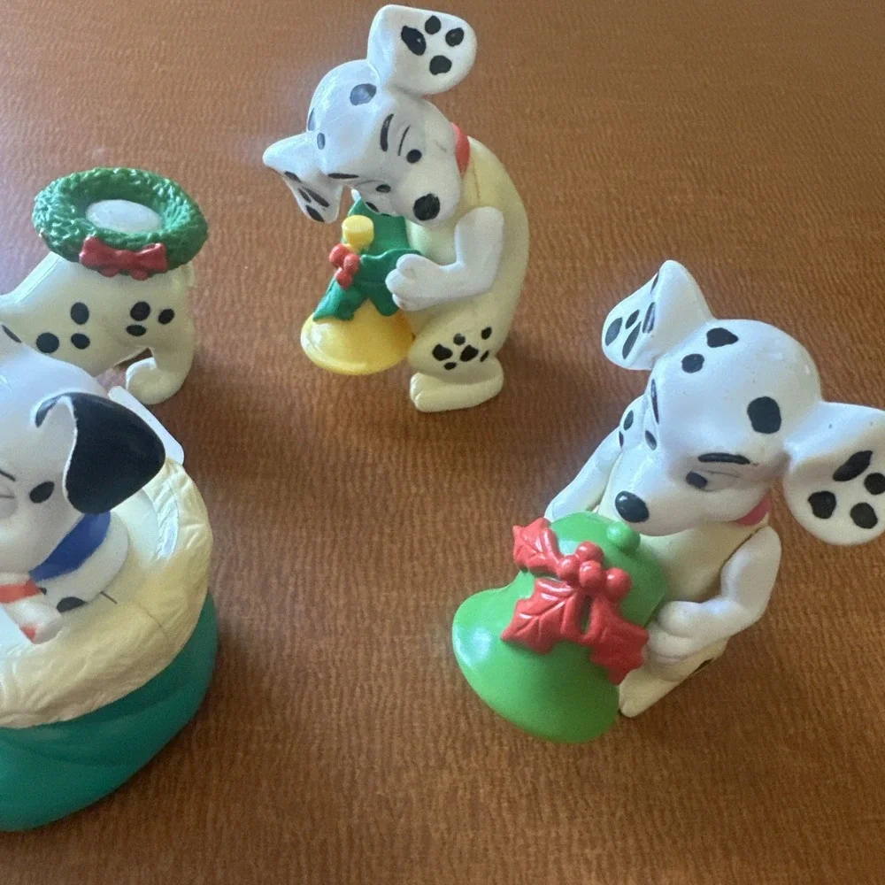 Vintage 1996 Disney 101 Dalmatians‎  Happy Meal Christmas Collectors Figures